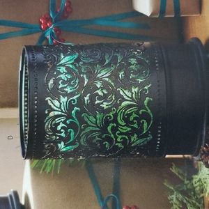 Damask Jacket fits over Avery Ooh La Lamp. Celebrating Home Interiors New